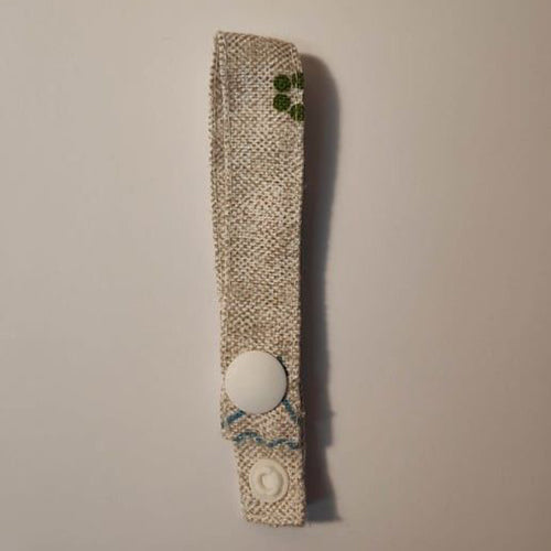 Hanging Strap for Convenient Space Saving Air-Drying Hanging of Washed Reusable Cloth Menstrual Period Pads for Women and Washable Feminine Daily Panty Liners for Vaginal Discharge with Wing Snaps