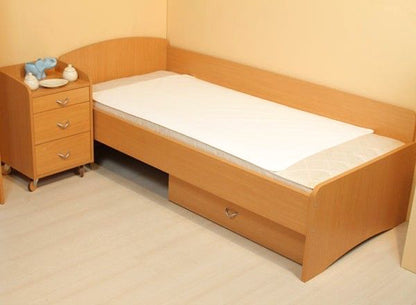 Washable Waterproof Mattress Protector for Single/Twin Size Bed, with or without Elastic Straps; Reusable Breathable Soft Cotton Mattress Protection Sheet for Heavy Menstruation; Thin Non Slip Waterproof Underpad for Adults, Elderly and Children Bedwetting; Incontinence Moisture Barrier Bed Pad; Machine Washable Eco Friendly Alternative to Disposable Mattress Covers